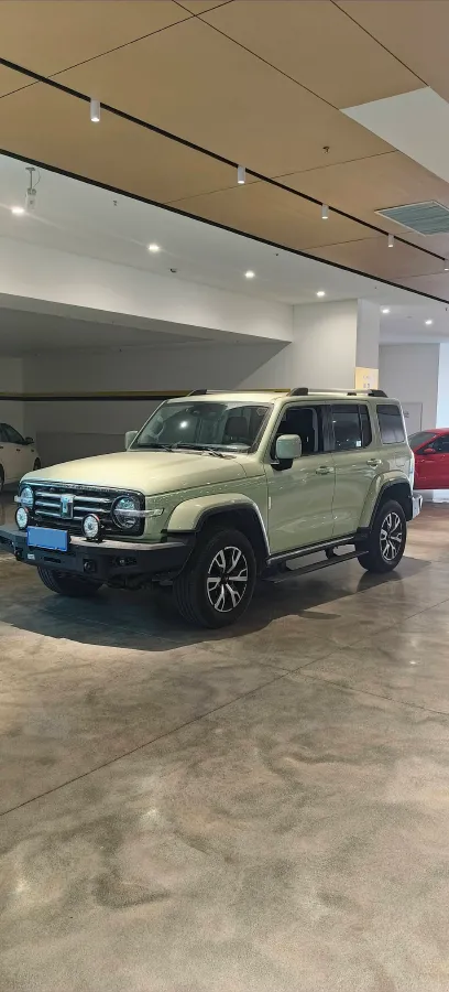 2023 Tank 300 2.0T 227HP L4 8AT,autocango,china used car exporter,china ev exporter,chinese used car exporter,chinese used ev exporter