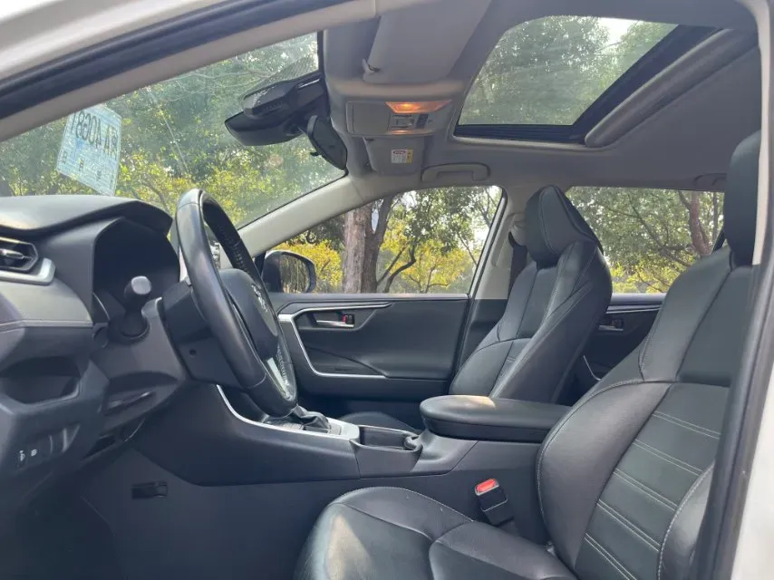 2021 Toyota Wildlander 2.0L 171HP L4 CVT,autocango,china used car exporter,china ev exporter,chinese used car exporter,chinese used ev exporter