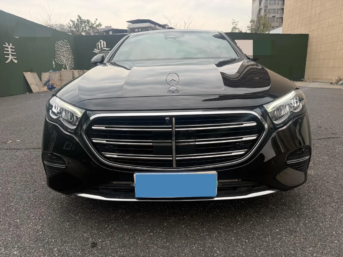 2025 Mercedes-Benz E Class 2.0T 204HP L4 9AT,autocango,china used car exporter,china ev exporter,chinese used car exporter,chinese used ev exporter