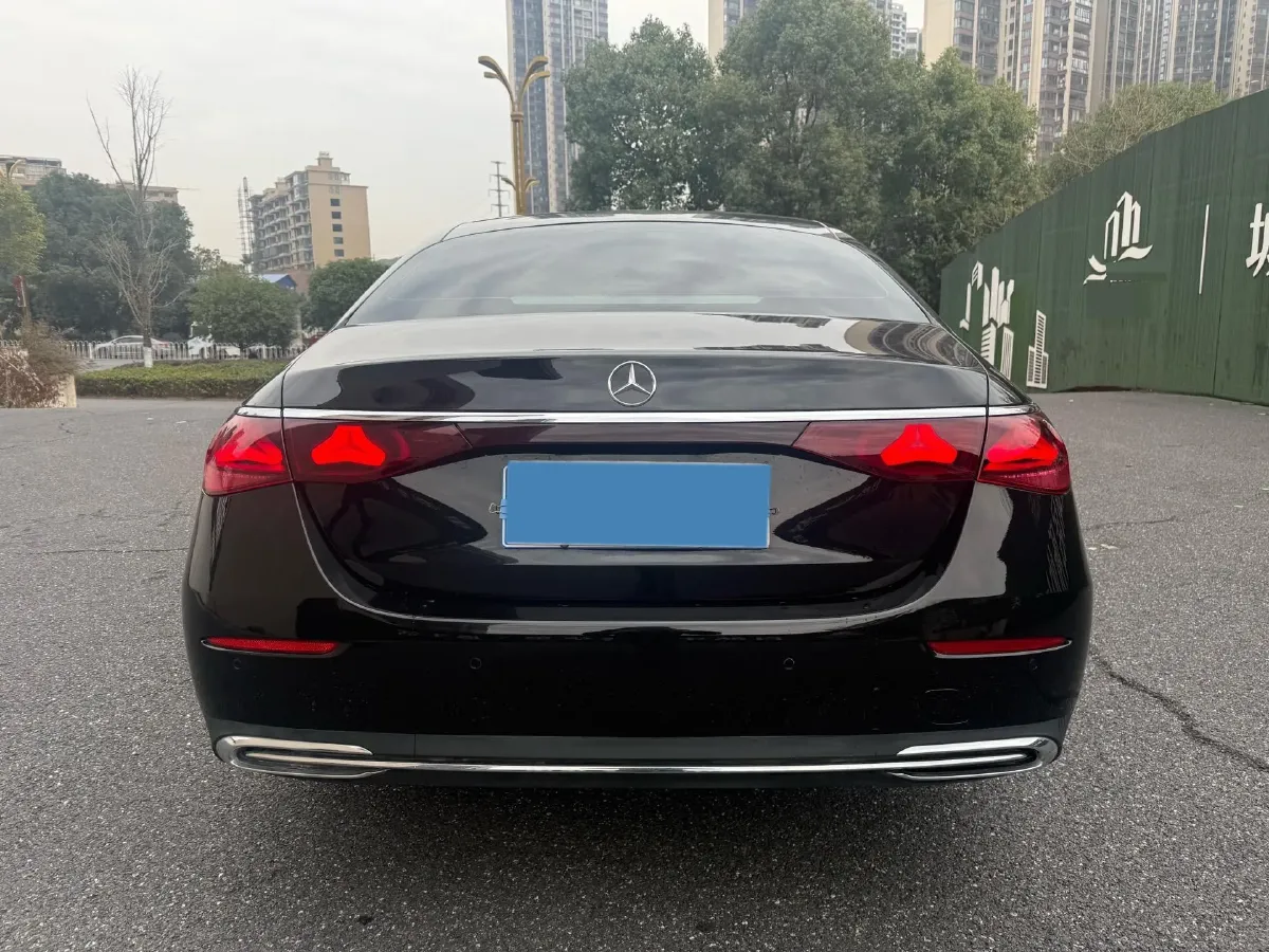 2025 Mercedes-Benz E Class 2.0T 204HP L4 9AT,autocango,china used car exporter,china ev exporter,chinese used car exporter,chinese used ev exporter