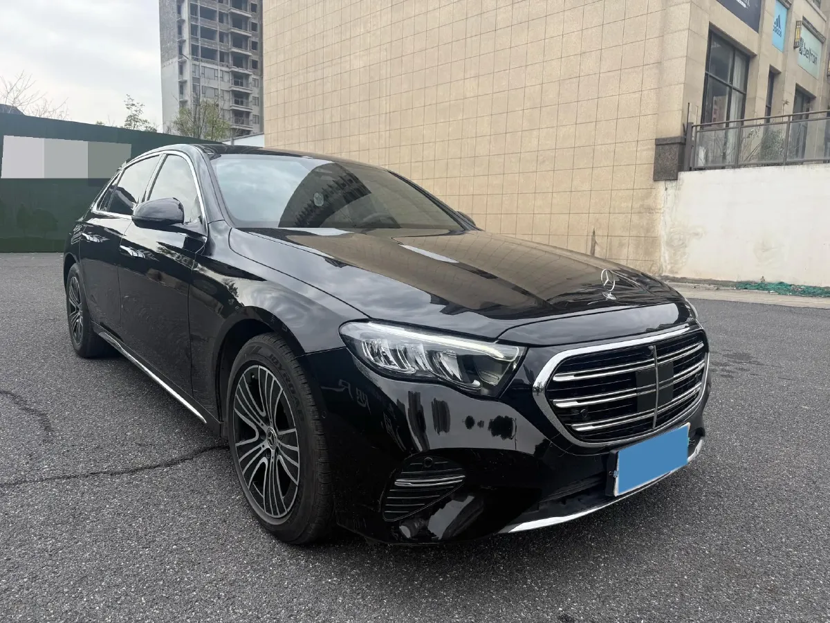 2025 Mercedes-Benz E Class 2.0T 204HP L4 9AT,autocango,china used car exporter,china ev exporter,chinese used car exporter,chinese used ev exporter