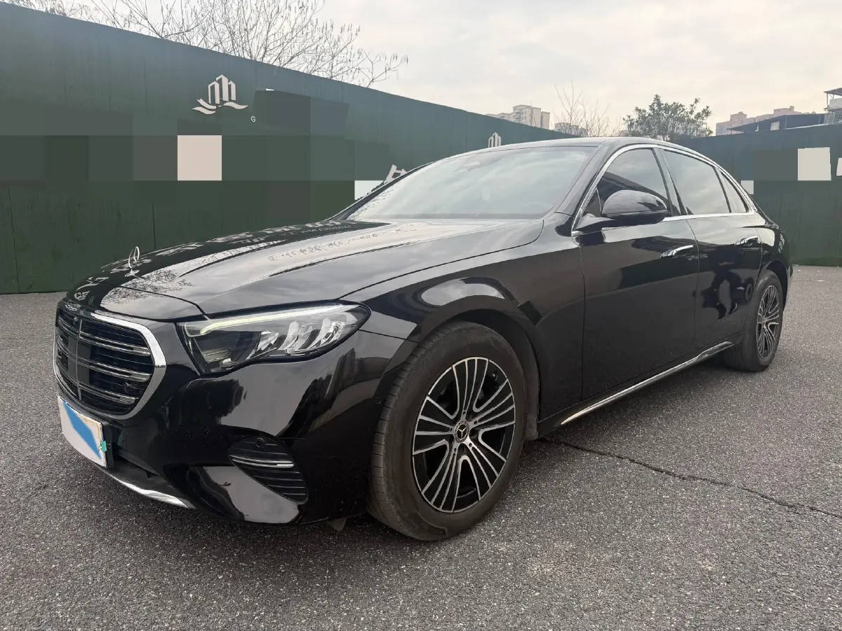 2025 Mercedes-Benz E Class 2.0T 204HP L4 9AT,autocango,china used car exporter,china ev exporter,chinese used car exporter,chinese used ev exporter