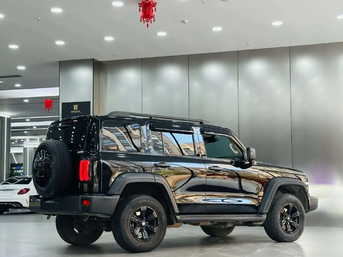 2023 Tank 300 2.0T 227HP L4 8AT,autocango,china used car exporter,china ev exporter,chinese used car exporter,chinese used ev exporter