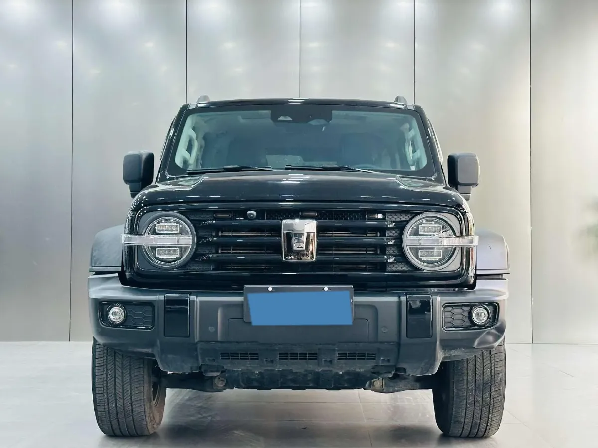 2023 Tank 300 2.0T 227HP L4 8AT,autocango,china used car exporter,china ev exporter,chinese used car exporter,chinese used ev exporter