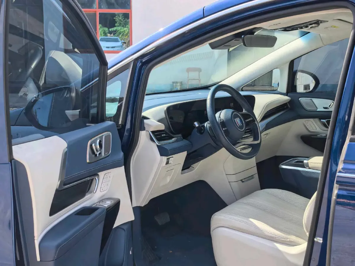 2023 Buick Century 2.0T 237HP L4 9AT,autocango,china used car exporter,china ev exporter,chinese used car exporter,chinese used ev exporter