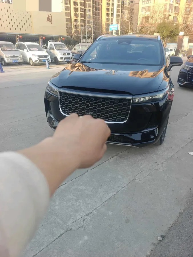 2021 Li ONE Range Extended 131HP REEV 40.5KWH,autocango,china used car exporter,china ev exporter,chinese used car exporter,chinese used ev exporter