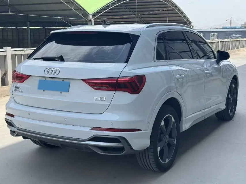 2023 Audi Q3 1.4T 150HP L4 7DCT,autocango,china used car exporter,china ev exporter,chinese used car exporter,chinese used ev exporter