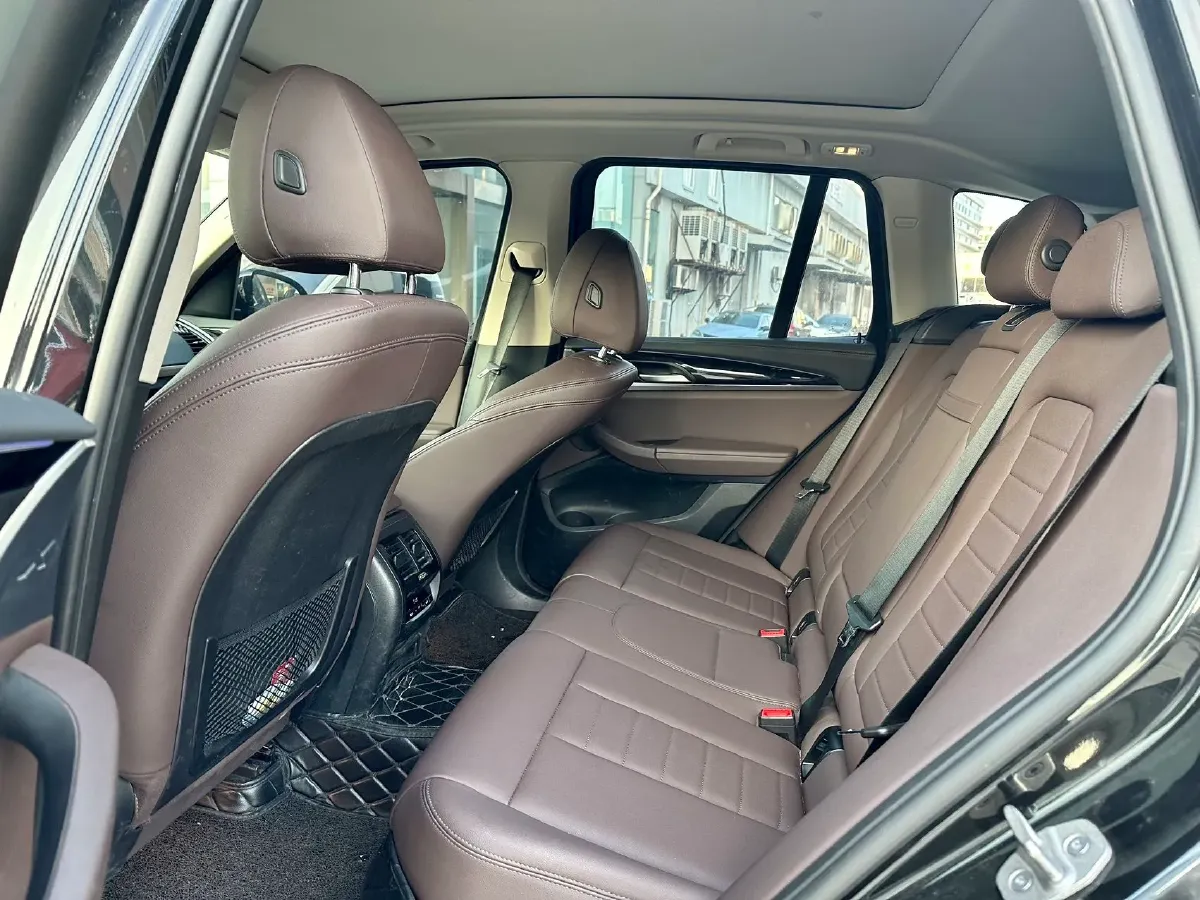 2021 BMW X3 2.0T 184HP L4 8AT,autocango,china used car exporter,china ev exporter,chinese used car exporter,chinese used ev exporter