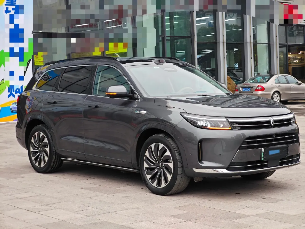 2024 AITO AITO M7 1.5T 152HP L4 REEV 40KWH,autocango,china used car exporter,china ev exporter,chinese used car exporter,chinese used ev exporter