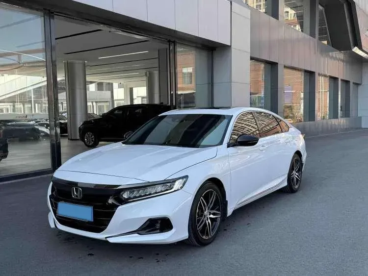 2022 Honda Accord 1.5T 194HP L4 CVT,autocango,china used car exporter,china ev exporter,chinese used car exporter,chinese used ev exporter