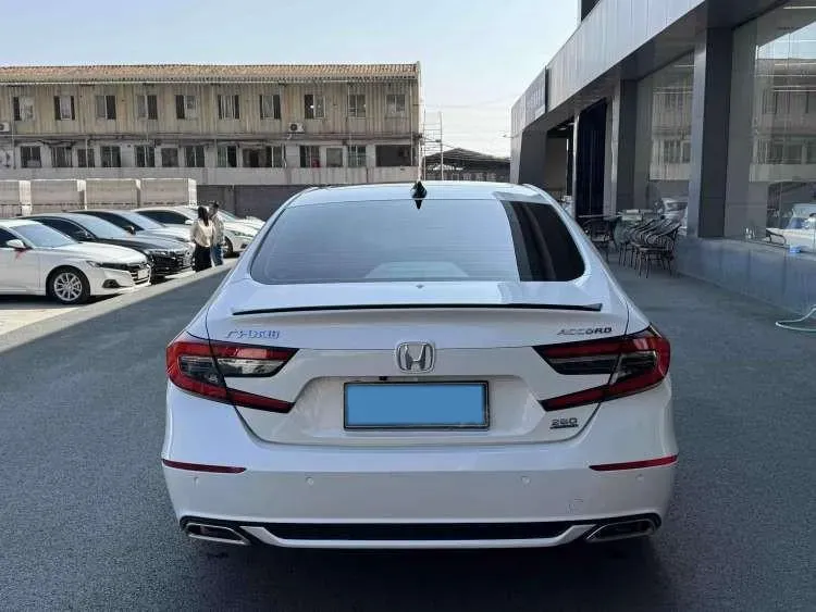 2022 Honda Accord 1.5T 194HP L4 CVT,autocango,china used car exporter,china ev exporter,chinese used car exporter,chinese used ev exporter