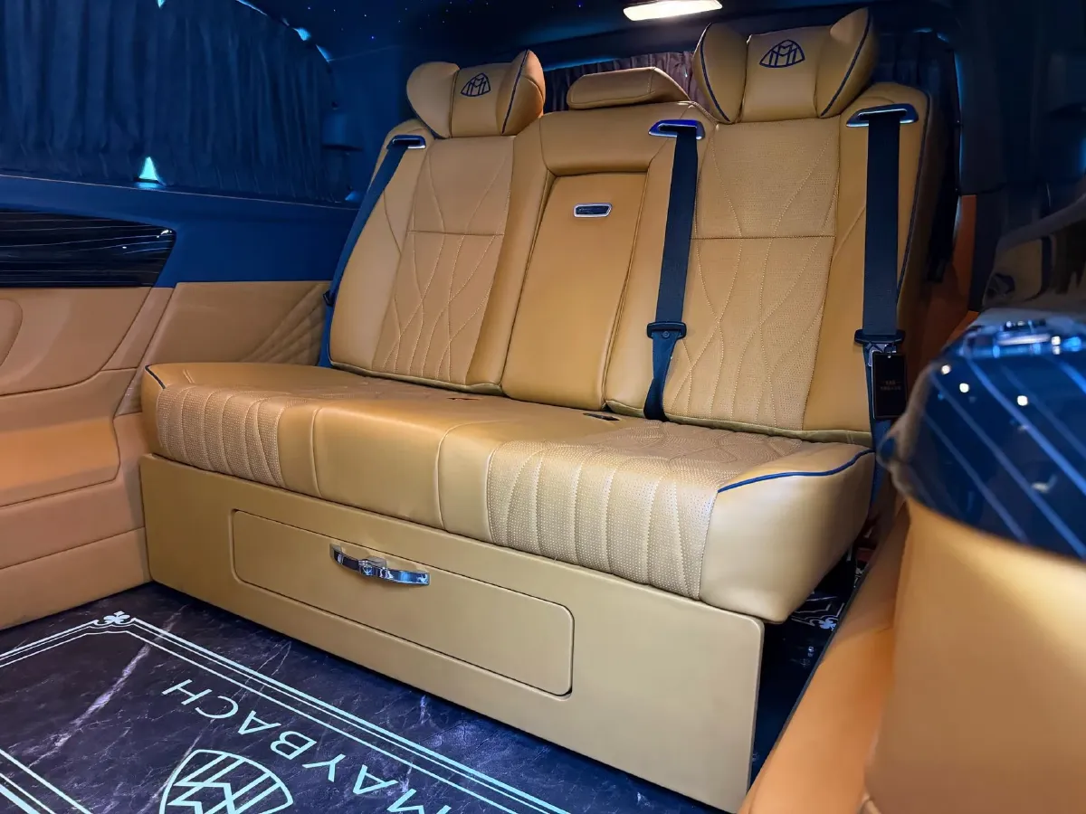 2023 Mercedes-Benz Vito 2.0T 211HP L4 9AT,autocango,china used car exporter,china ev exporter,chinese used car exporter,chinese used ev exporter