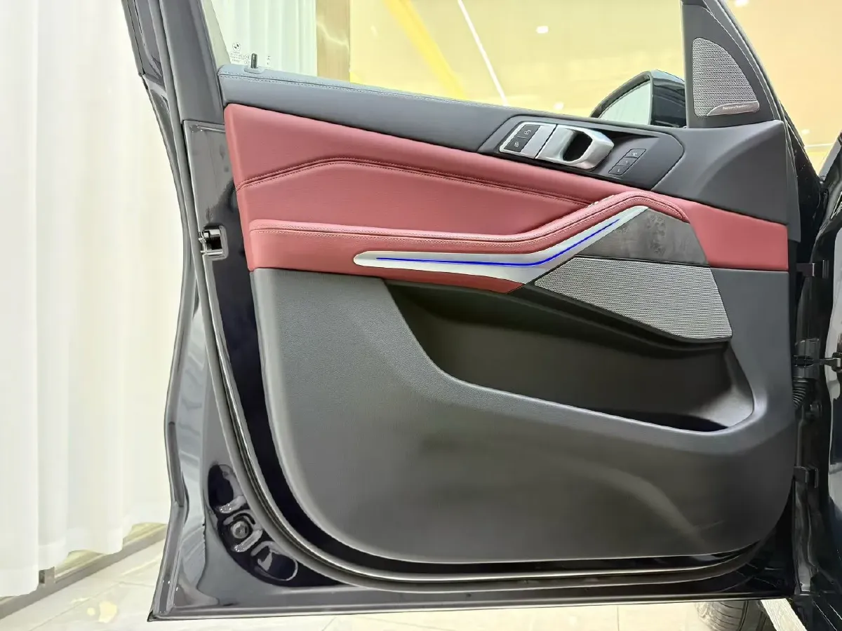 2025 BMW X5 2.0T 258HP L4 8AT,autocango,china used car exporter,china ev exporter,chinese used car exporter,chinese used ev exporter