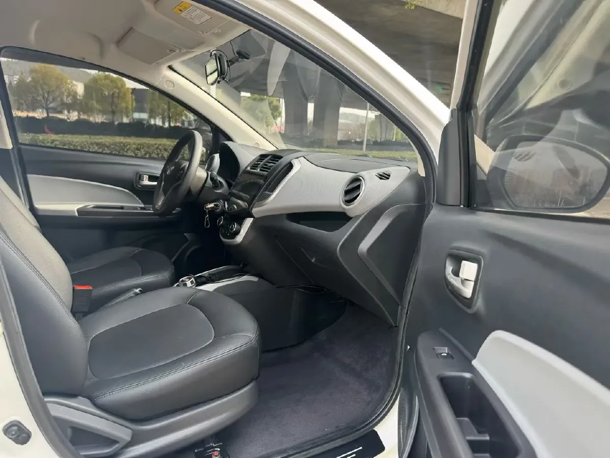 2021 ChangAn BenBen E-Star BEV 32.2KWH,autocango,china used car exporter,china ev exporter,chinese used car exporter,chinese used ev exporter