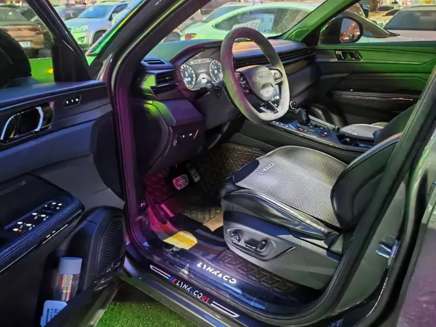 2021 LYNK&CO 01 2.0T 254HP L4 8AT,autocango,china used car exporter,china ev exporter,chinese used car exporter,chinese used ev exporter