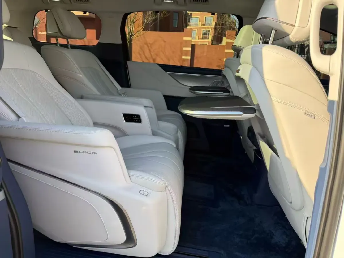 2024 Buick GL8 1.5T 180HP L4 2DHT PHEV 24.4KWH,autocango,china used car exporter,china ev exporter,chinese used car exporter,chinese used ev exporter