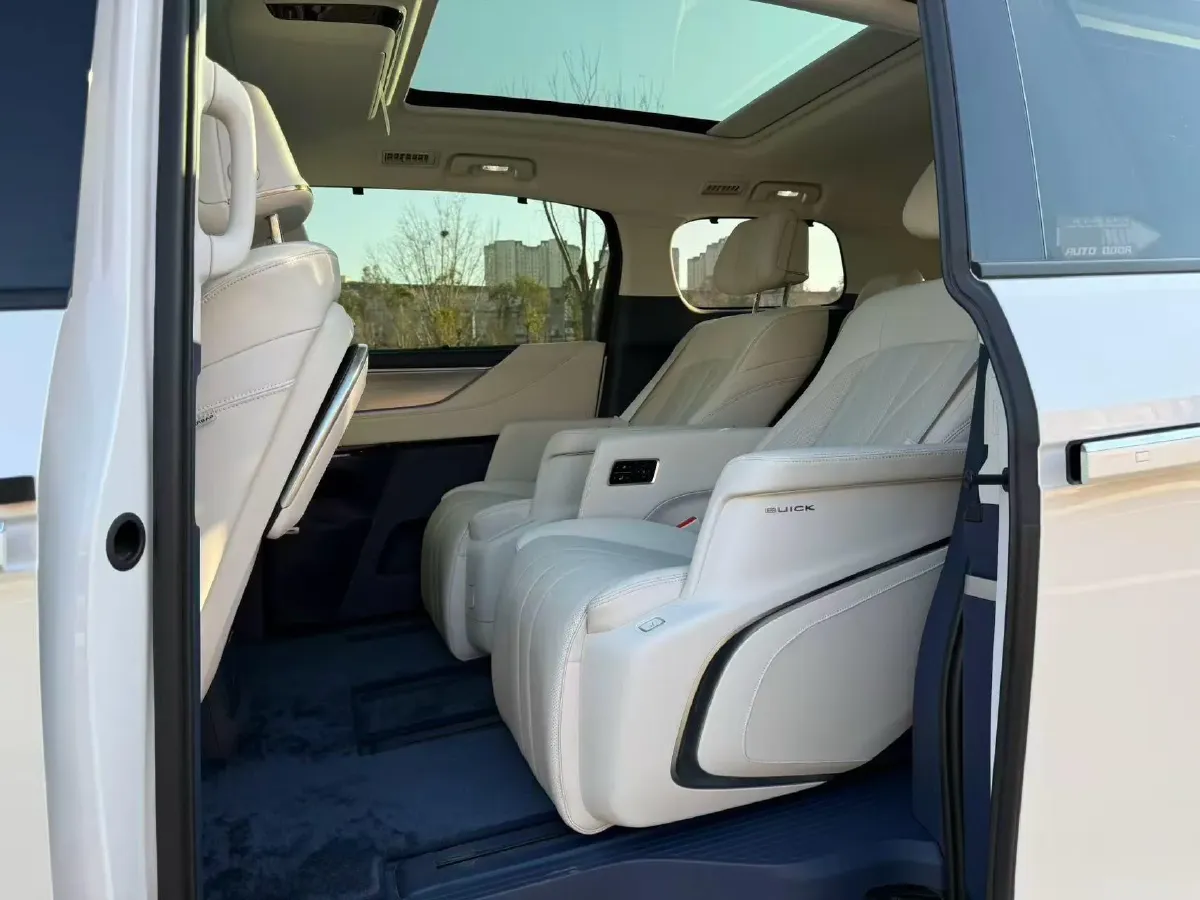 2024 Buick GL8 1.5T 180HP L4 2DHT PHEV 24.4KWH,autocango,china used car exporter,china ev exporter,chinese used car exporter,chinese used ev exporter