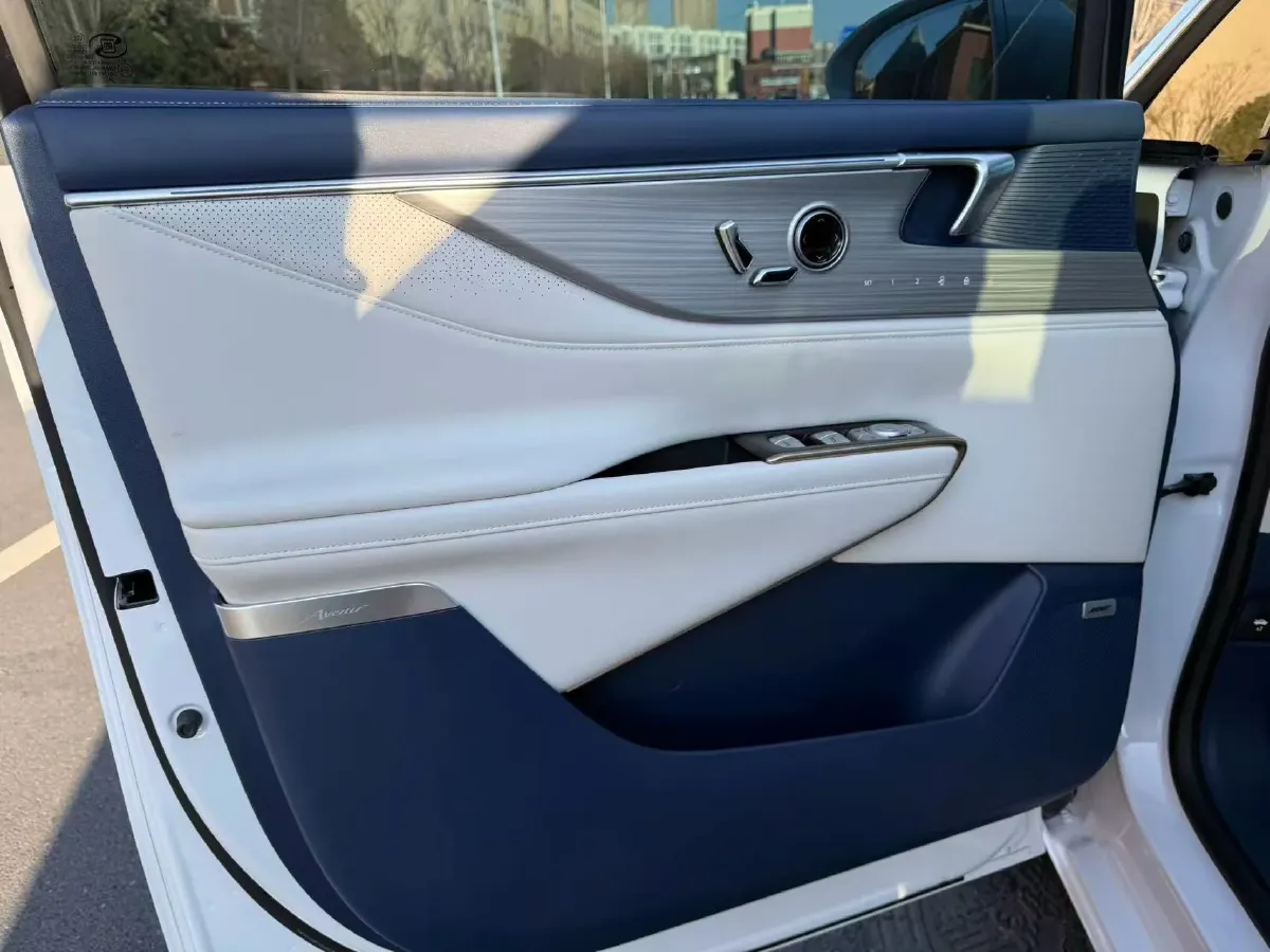 2024 Buick GL8 1.5T 180HP L4 2DHT PHEV 24.4KWH,autocango,china used car exporter,china ev exporter,chinese used car exporter,chinese used ev exporter