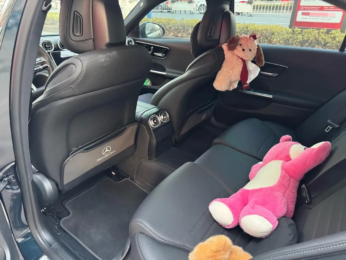 2025 Mercedes-Benz C Class 1.5T 204HP L4 9AT,autocango,china used car exporter,china ev exporter,chinese used car exporter,chinese used ev exporter