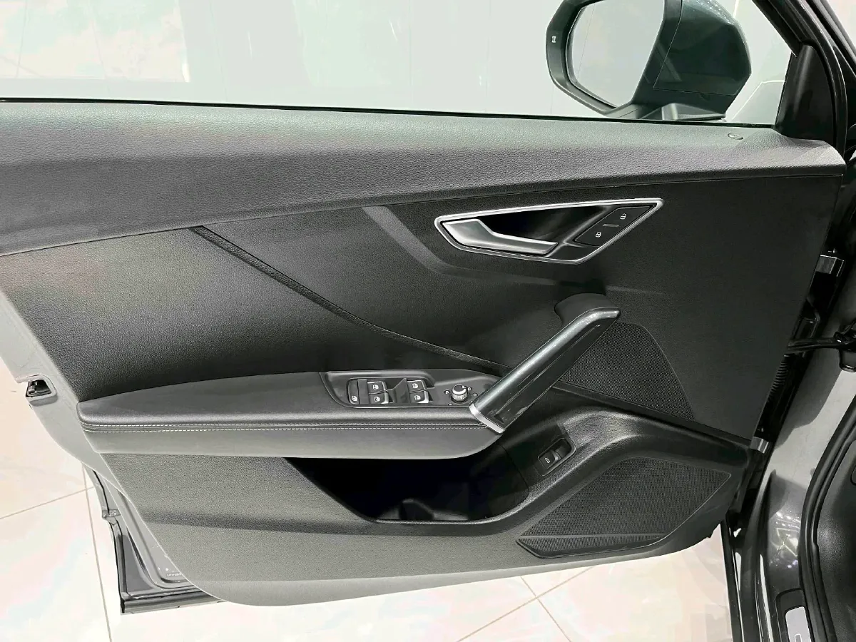 2022 Audi Q2L 1.4T 150HP L4 7DCT,autocango,china used car exporter,china ev exporter,chinese used car exporter,chinese used ev exporter