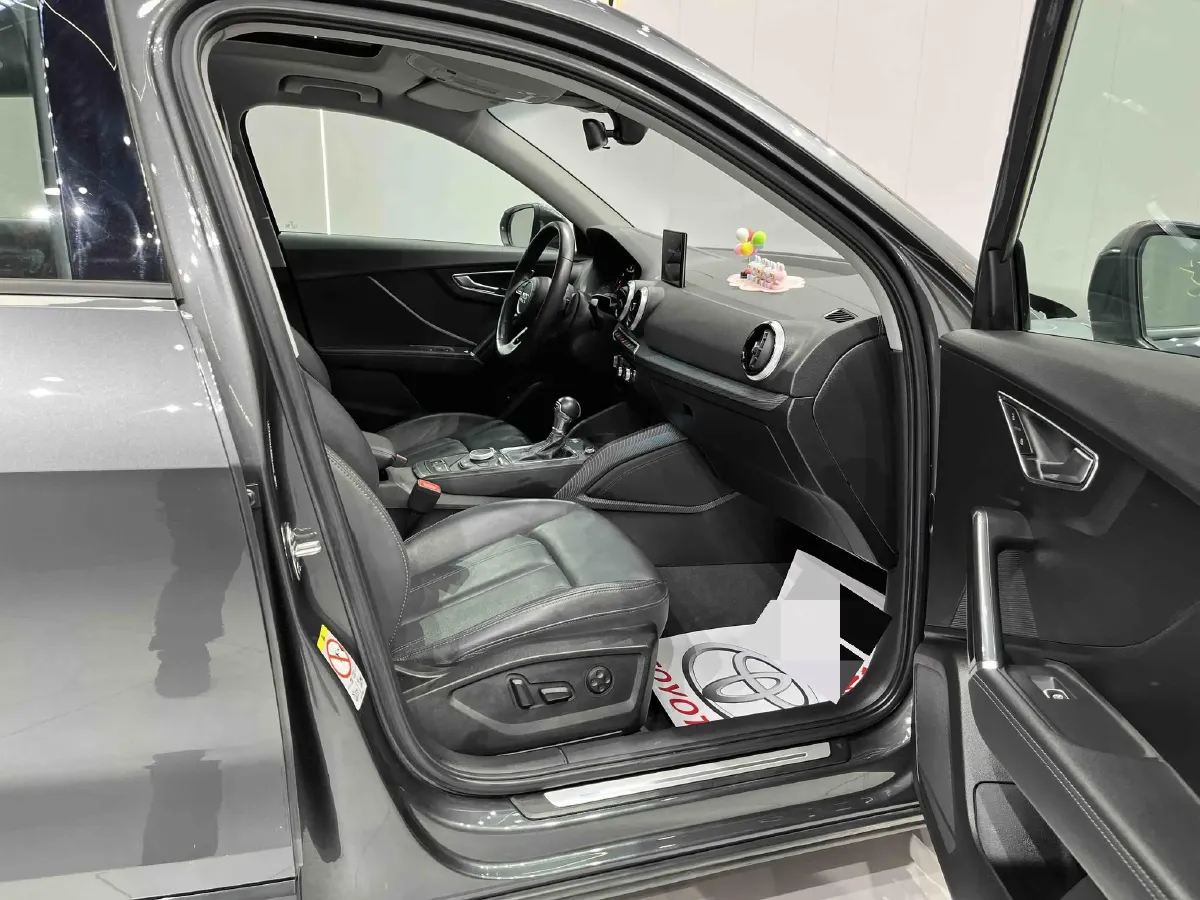 2022 Audi Q2L 1.4T 150HP L4 7DCT,autocango,china used car exporter,china ev exporter,chinese used car exporter,chinese used ev exporter