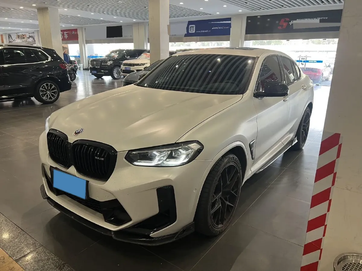 2022 BMW X4 M 3.0T 510HP L6 8AT,autocango,china used car exporter,china ev exporter,chinese used car exporter,chinese used ev exporter