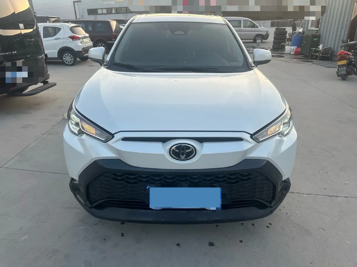 2023 Toyota Frontlander 2.0L 171HP L4 CVT,autocango,china used car exporter,china ev exporter,chinese used car exporter,chinese used ev exporter