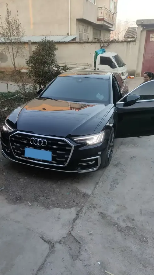2023 Audi A6L 2.0T 245HP L4 7DCT,autocango,china used car exporter,china ev exporter,chinese used car exporter,chinese used ev exporter