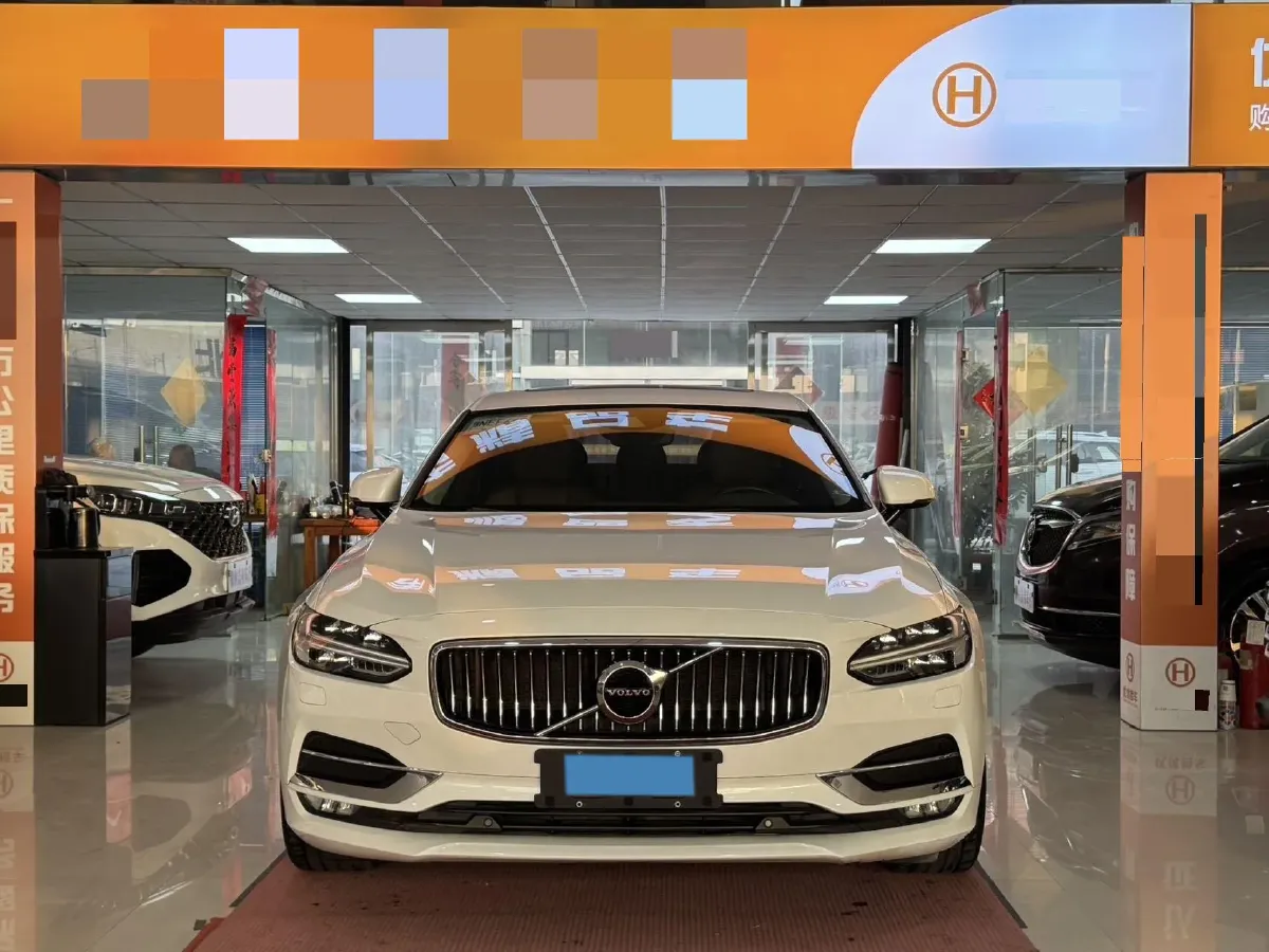 2020 Volvo S90 2.0T 254HP L4 8AT,autocango,china used car exporter,china ev exporter,chinese used car exporter,chinese used ev exporter