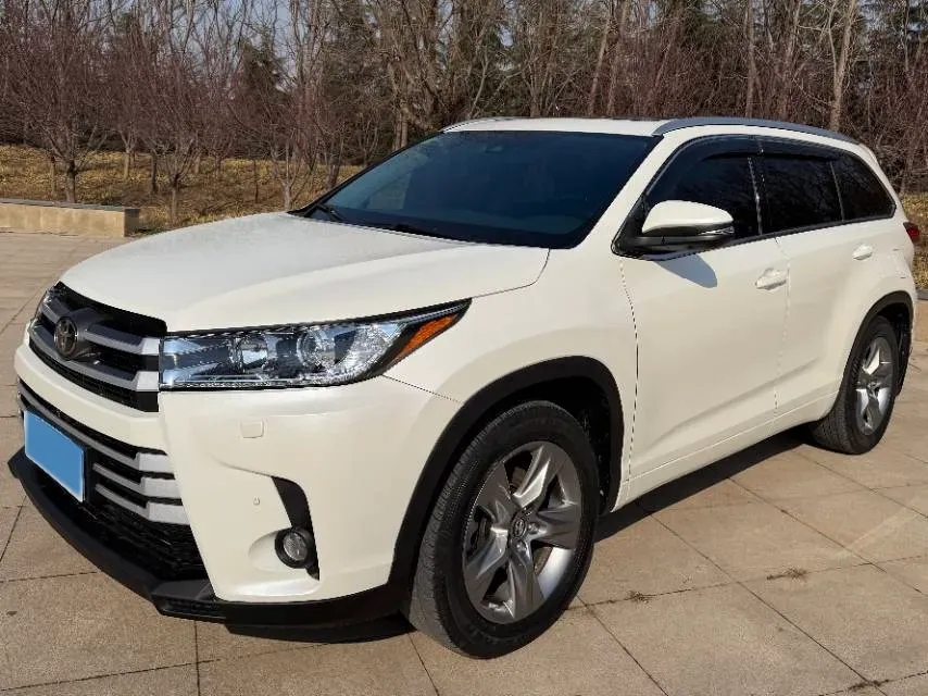 2019 HanTeng V7 1.5T 156HP L4 6AT,autocango,china used car exporter,china ev exporter,chinese used car exporter,chinese used ev exporter