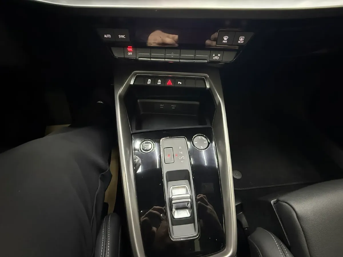 2021 Audi A3 1.4T 150HP L4 7DCT,autocango,china used car exporter,china ev exporter,chinese used car exporter,chinese used ev exporter