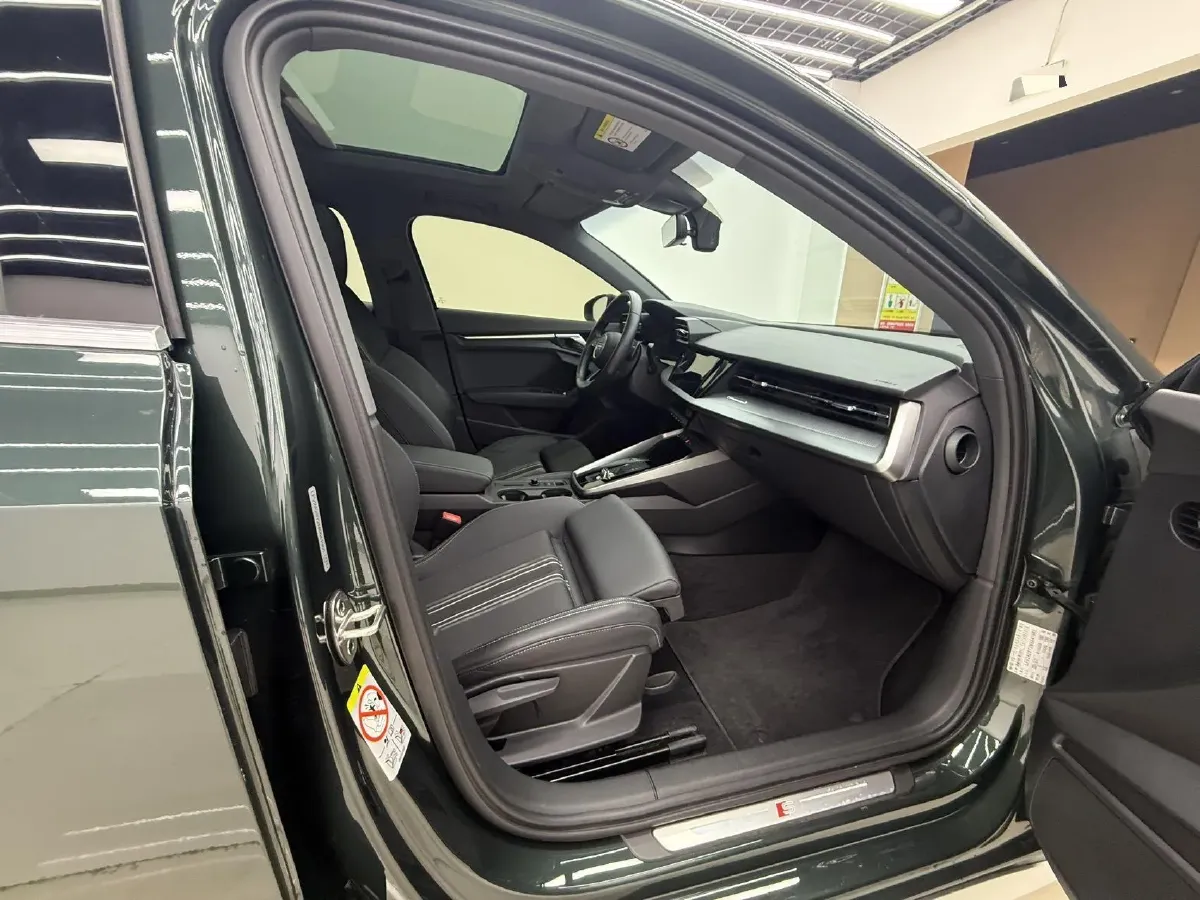 2021 Audi A3 1.4T 150HP L4 7DCT,autocango,china used car exporter,china ev exporter,chinese used car exporter,chinese used ev exporter