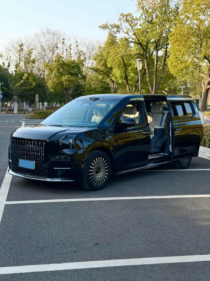 2024 Zeekr 009 BEV 108KWH,autocango,china used car exporter,china ev exporter,chinese used car exporter,chinese used ev exporter