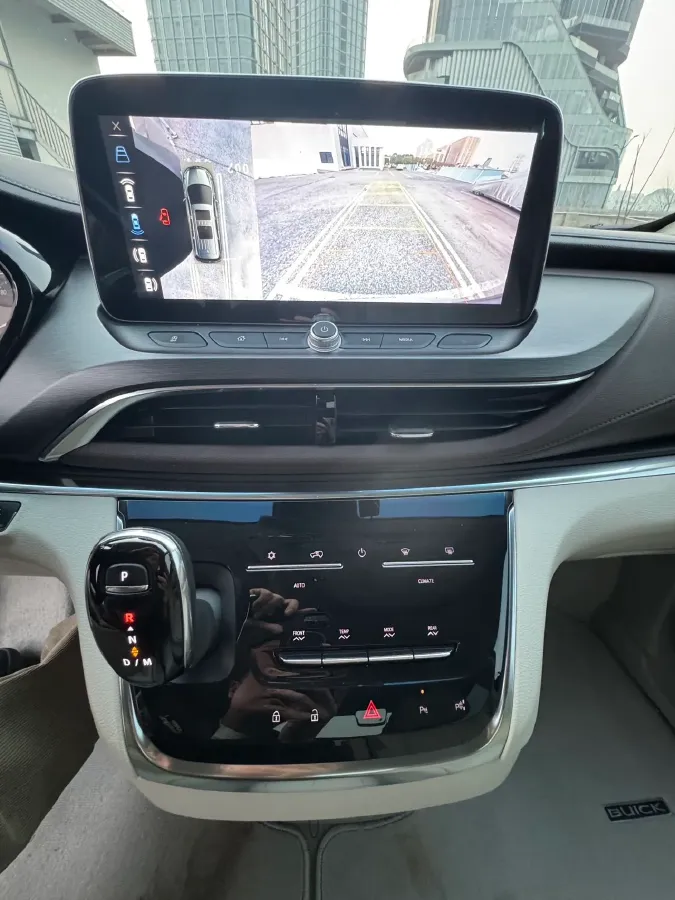 2023 Buick GL8 2.0T 237HP L4 9AT,autocango,china used car exporter,china ev exporter,chinese used car exporter,chinese used ev exporter