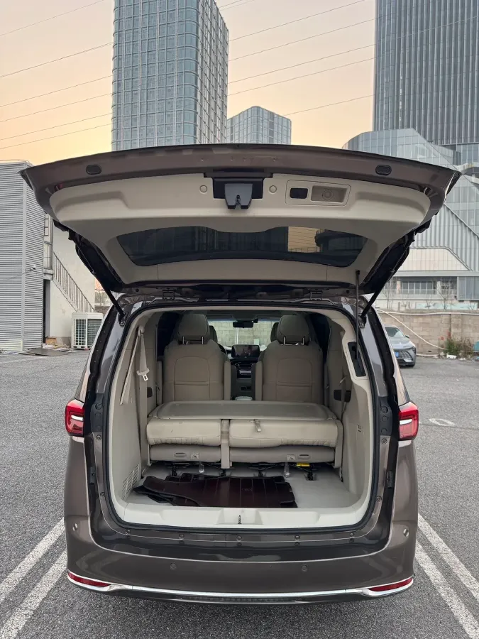 2023 Buick GL8 2.0T 237HP L4 9AT,autocango,china used car exporter,china ev exporter,chinese used car exporter,chinese used ev exporter