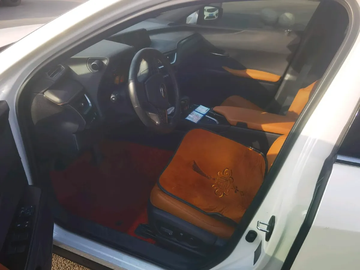 2020 Lexus UX 2.0L 146HP L4 E-CVT Hybrid,autocango,china used car exporter,china ev exporter,chinese used car exporter,chinese used ev exporter