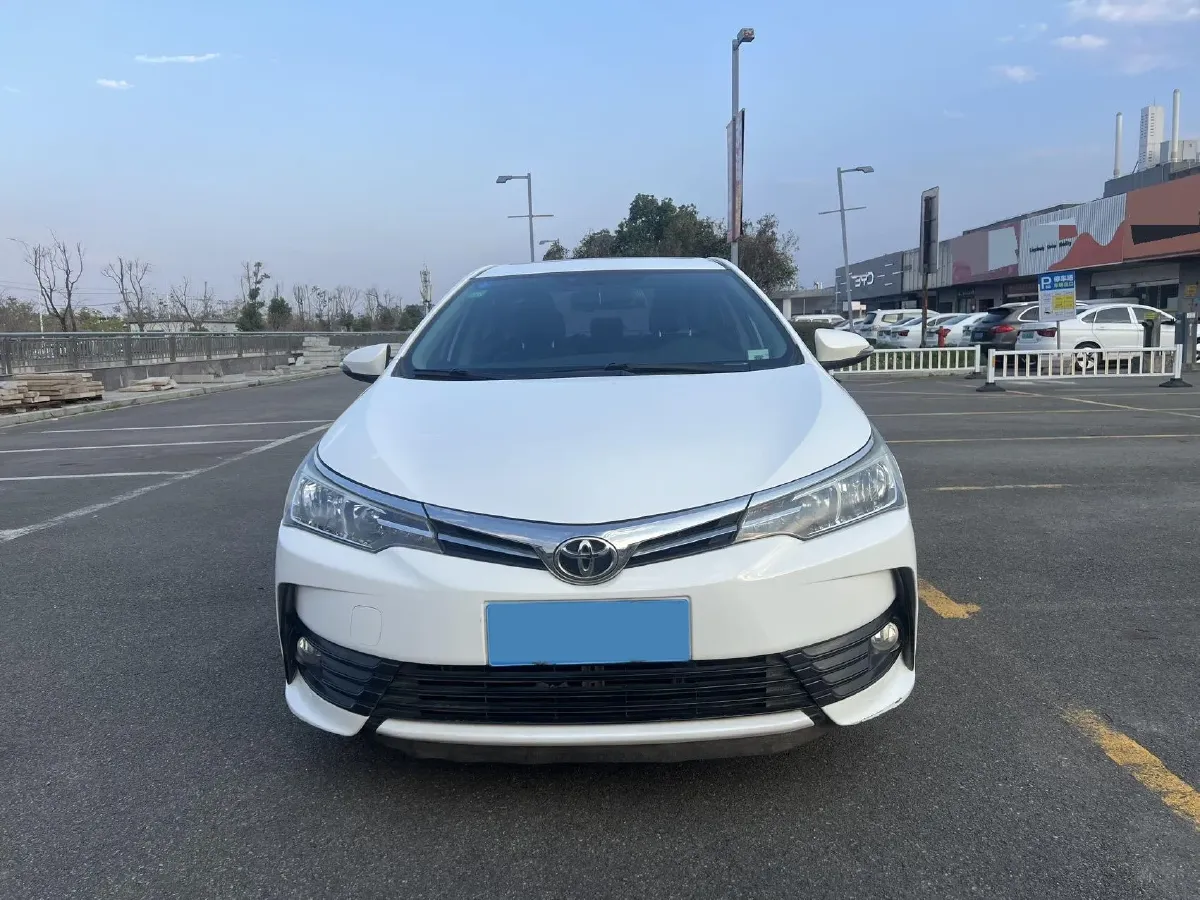 2017 Toyota Corolla 1.2T 116HP L4 CVT,autocango,china used car exporter,china ev exporter,chinese used car exporter,chinese used ev exporter