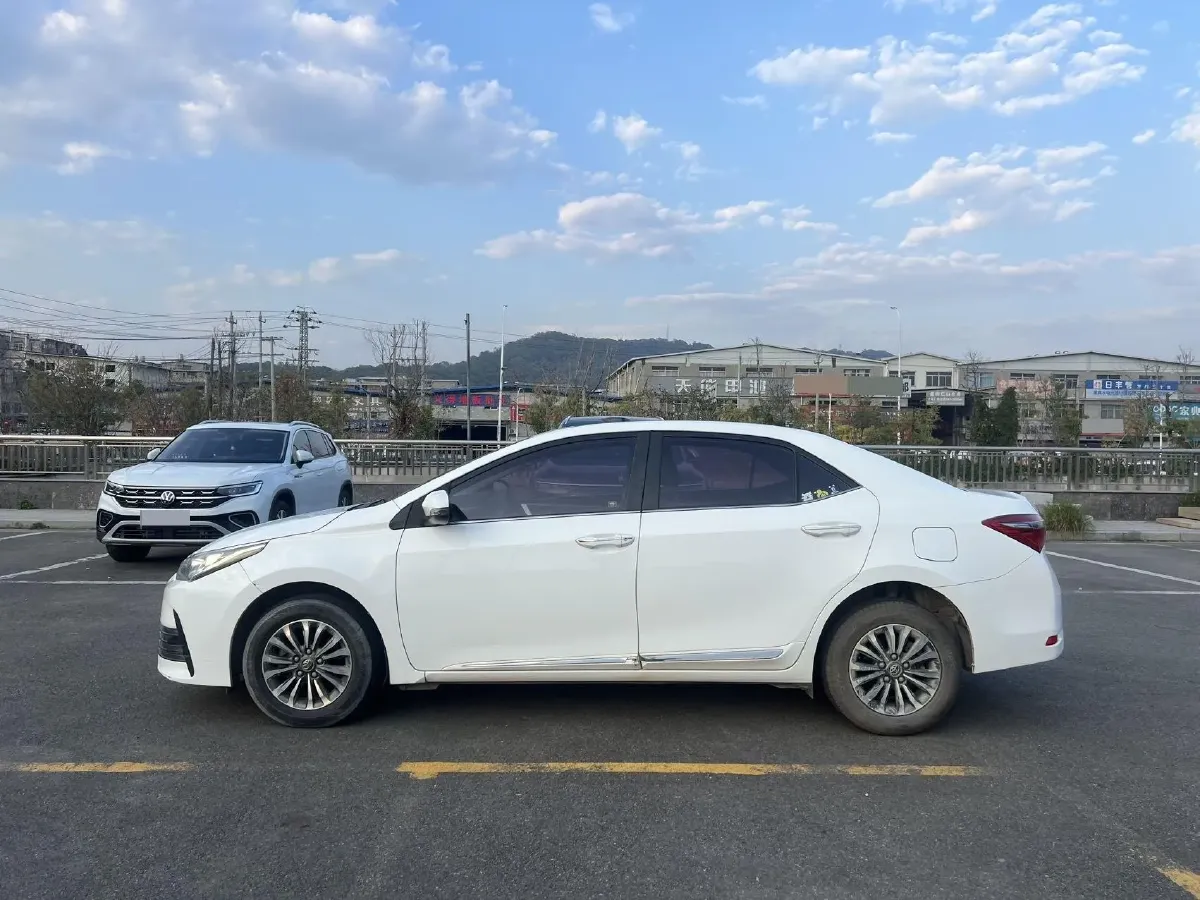 2017 Toyota Corolla 1.2T 116HP L4 CVT,autocango,china used car exporter,china ev exporter,chinese used car exporter,chinese used ev exporter