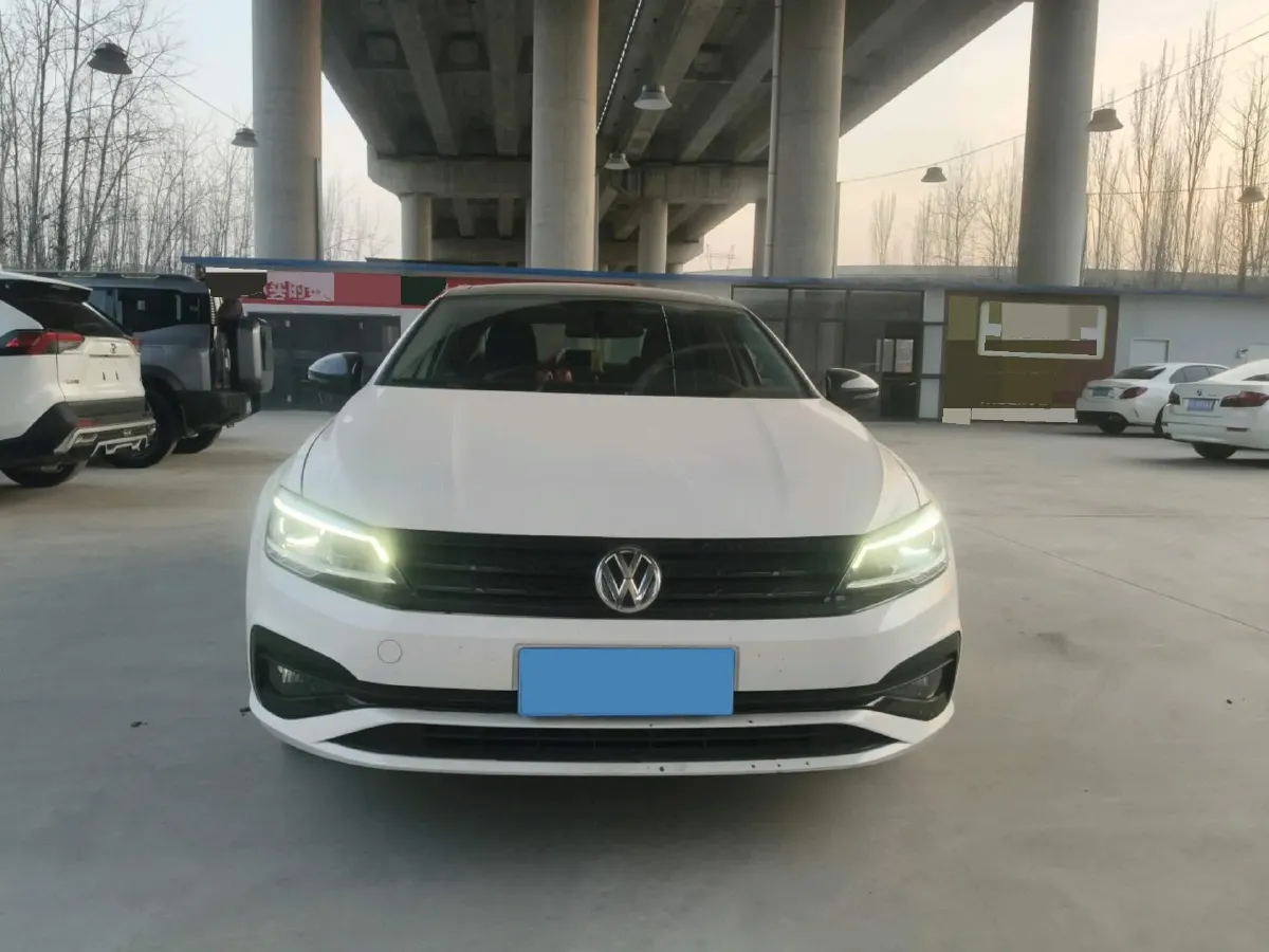 2021 Volkswagen Lamando 1.4T 150HP L4 7DCT,autocango,china used car exporter,china ev exporter,chinese used car exporter,chinese used ev exporter