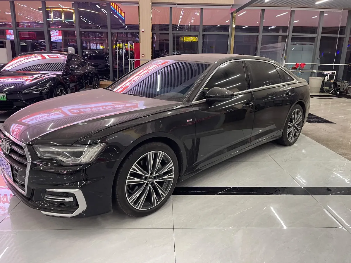 2023 Audi A6L 2.0T 245HP L4 7DCT,autocango,china used car exporter,china ev exporter,chinese used car exporter,chinese used ev exporter