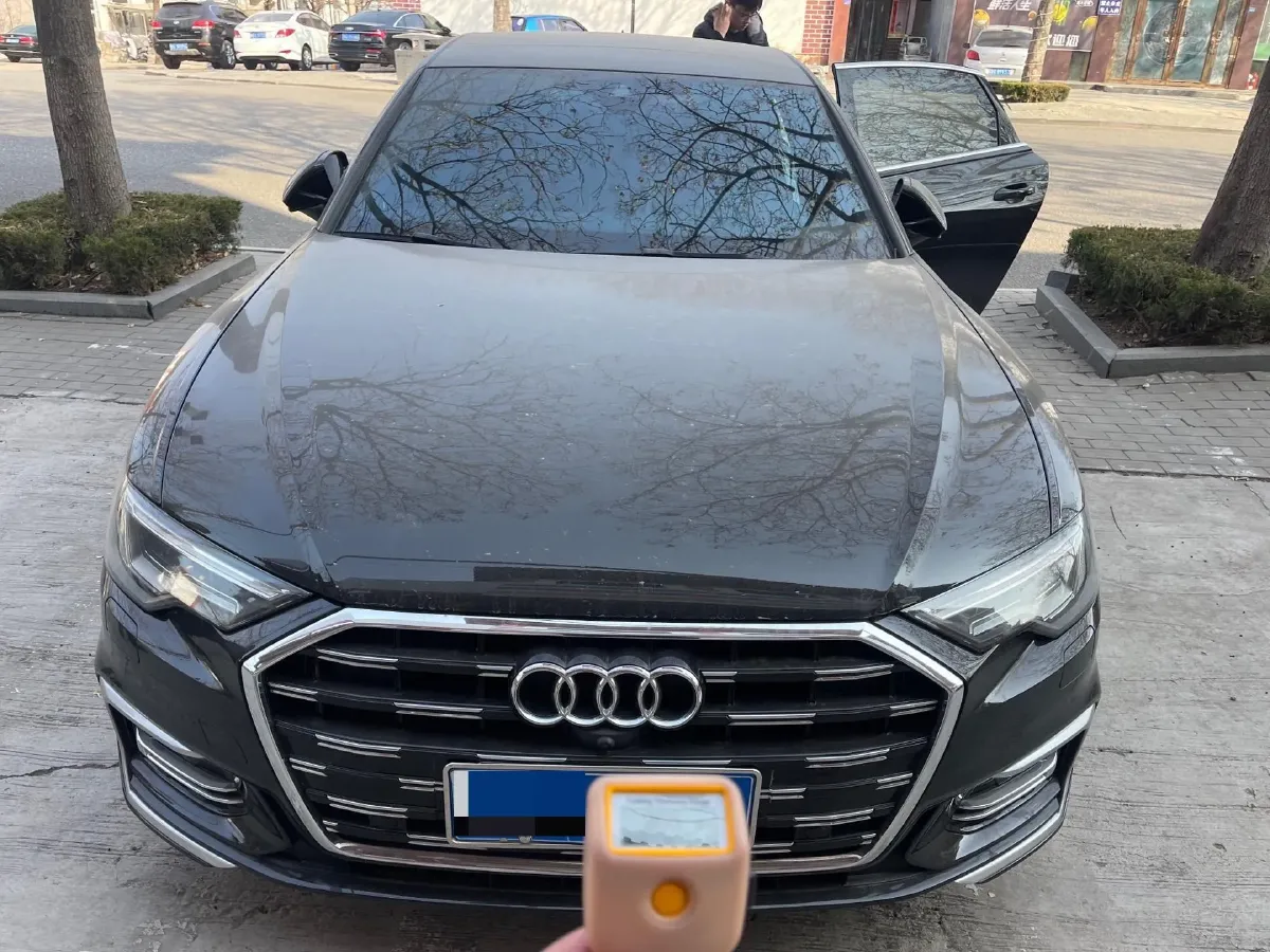 2023 Audi A6L 2.0T 245HP L4 7DCT,autocango,china used car exporter,china ev exporter,chinese used car exporter,chinese used ev exporter