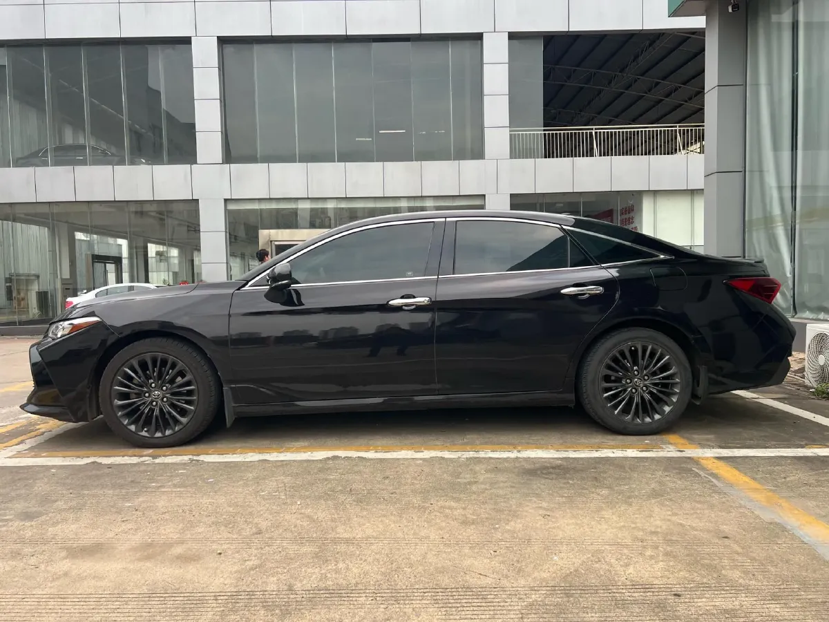 2019 Toyota Avalon 2.5L 209HP L4 8AT,autocango,china used car exporter,china ev exporter,chinese used car exporter,chinese used ev exporter