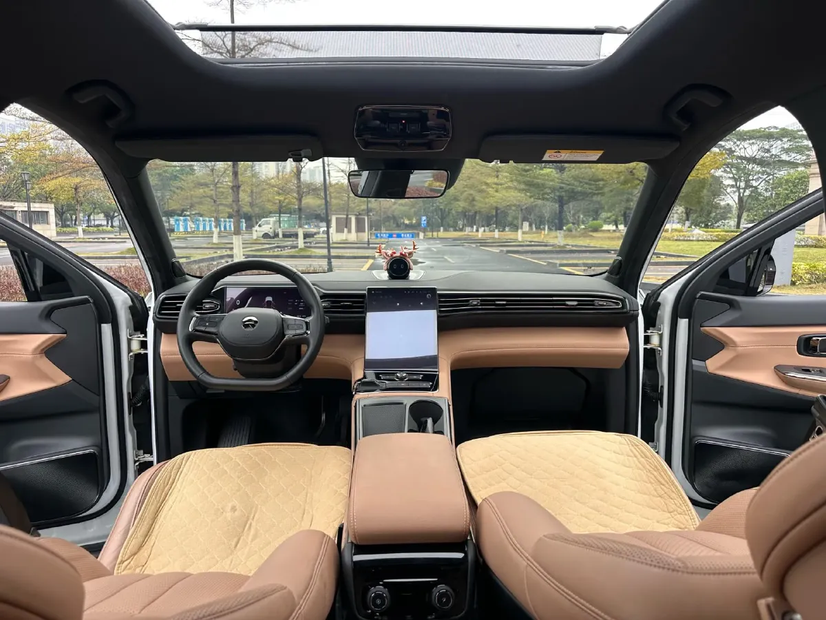 2020 NIO ES8 BEV 70KWH,autocango,china used car exporter,china ev exporter,chinese used car exporter,chinese used ev exporter