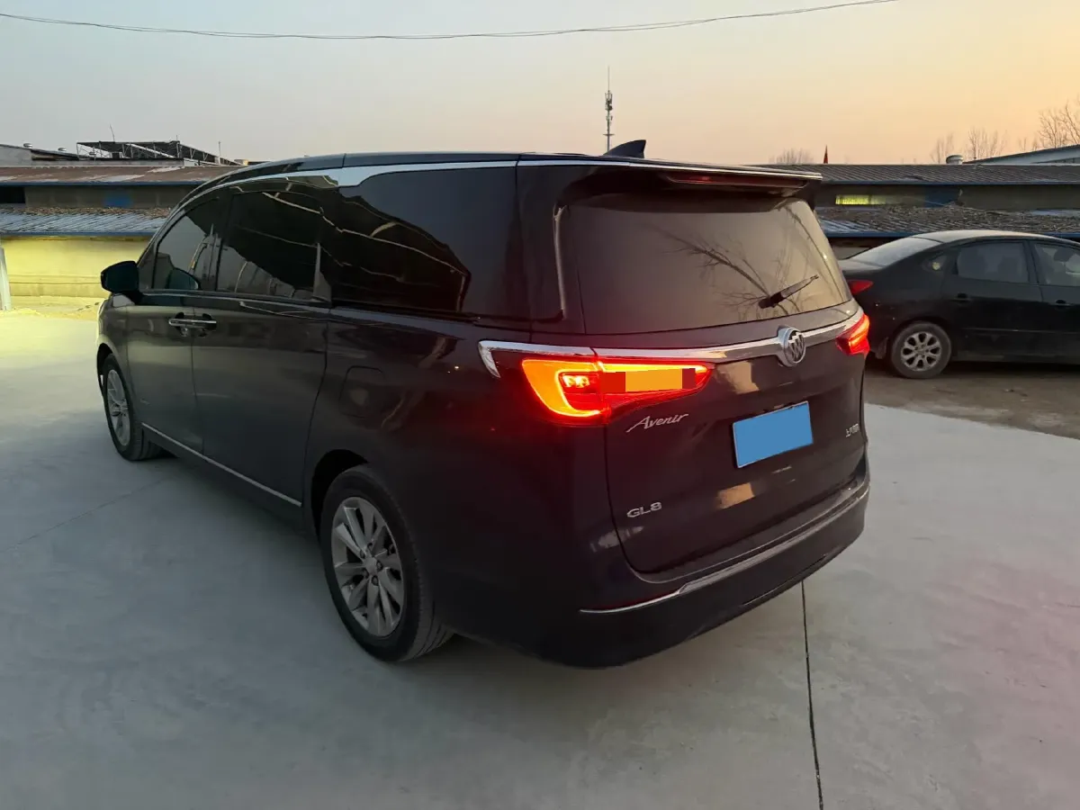 2021 Buick GL8 2.0T 237HP L4 9AT,autocango,china used car exporter,china ev exporter,chinese used car exporter,chinese used ev exporter