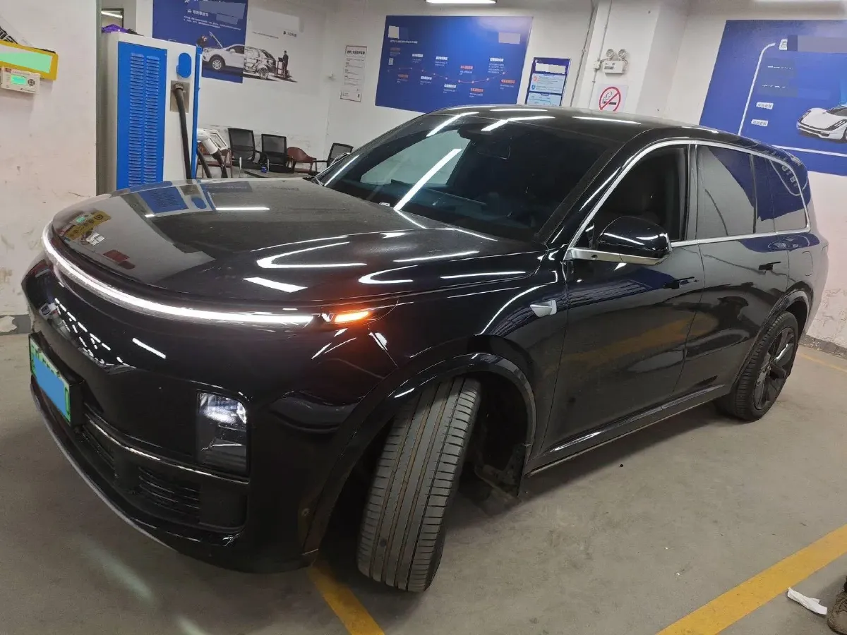 2023 Li L9 Range Extended 154HP REEV 42.6KWH,autocango,china used car exporter,china ev exporter,chinese used car exporter,chinese used ev exporter