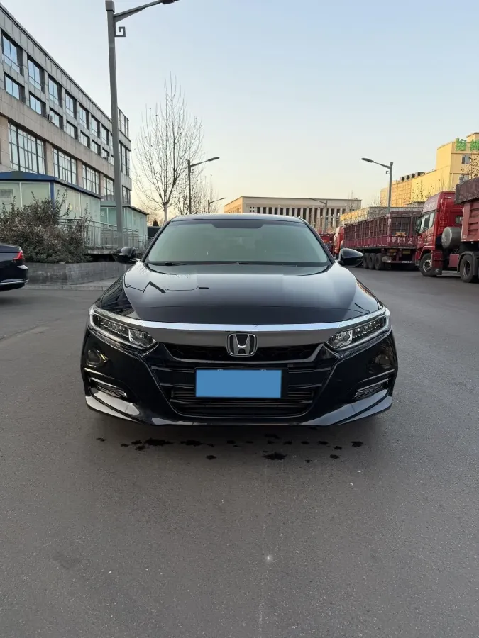 2018 Honda Accord 1.5T 194HP L4 CVT,autocango,china used car exporter,china ev exporter,chinese used car exporter,chinese used ev exporter