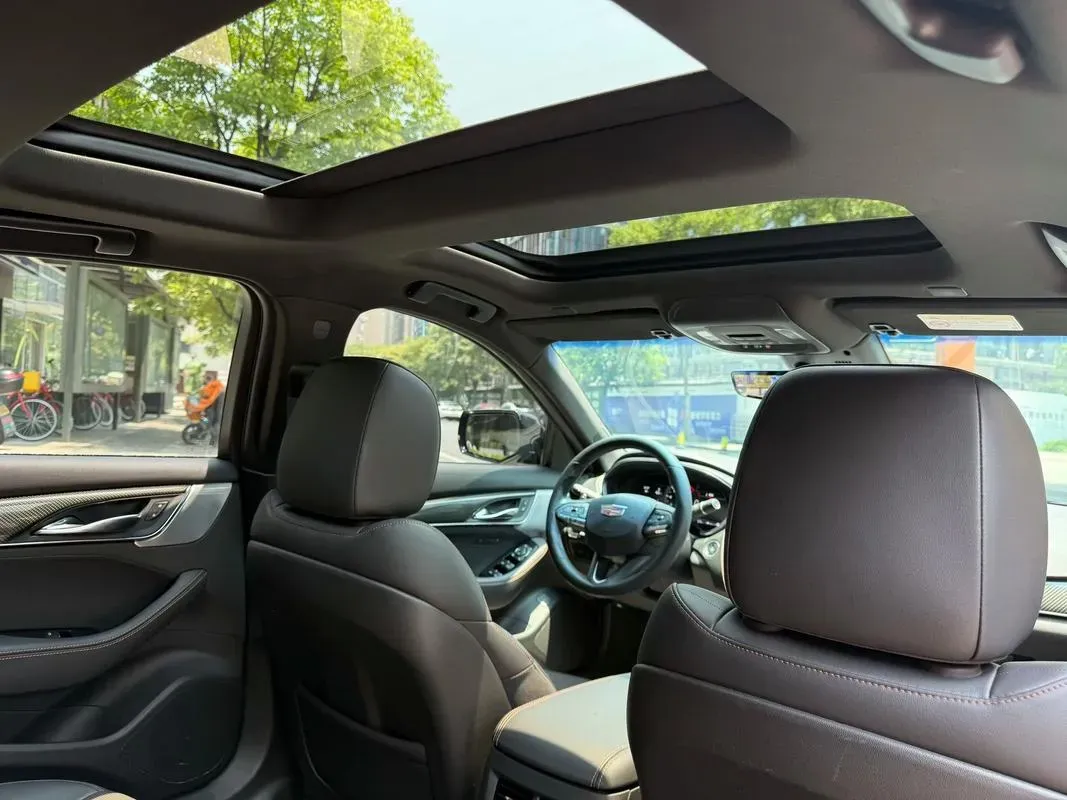 2021 Cadillac CT5 2.0T 237HP L4 10AT,autocango,china used car exporter,china ev exporter,chinese used car exporter,chinese used ev exporter