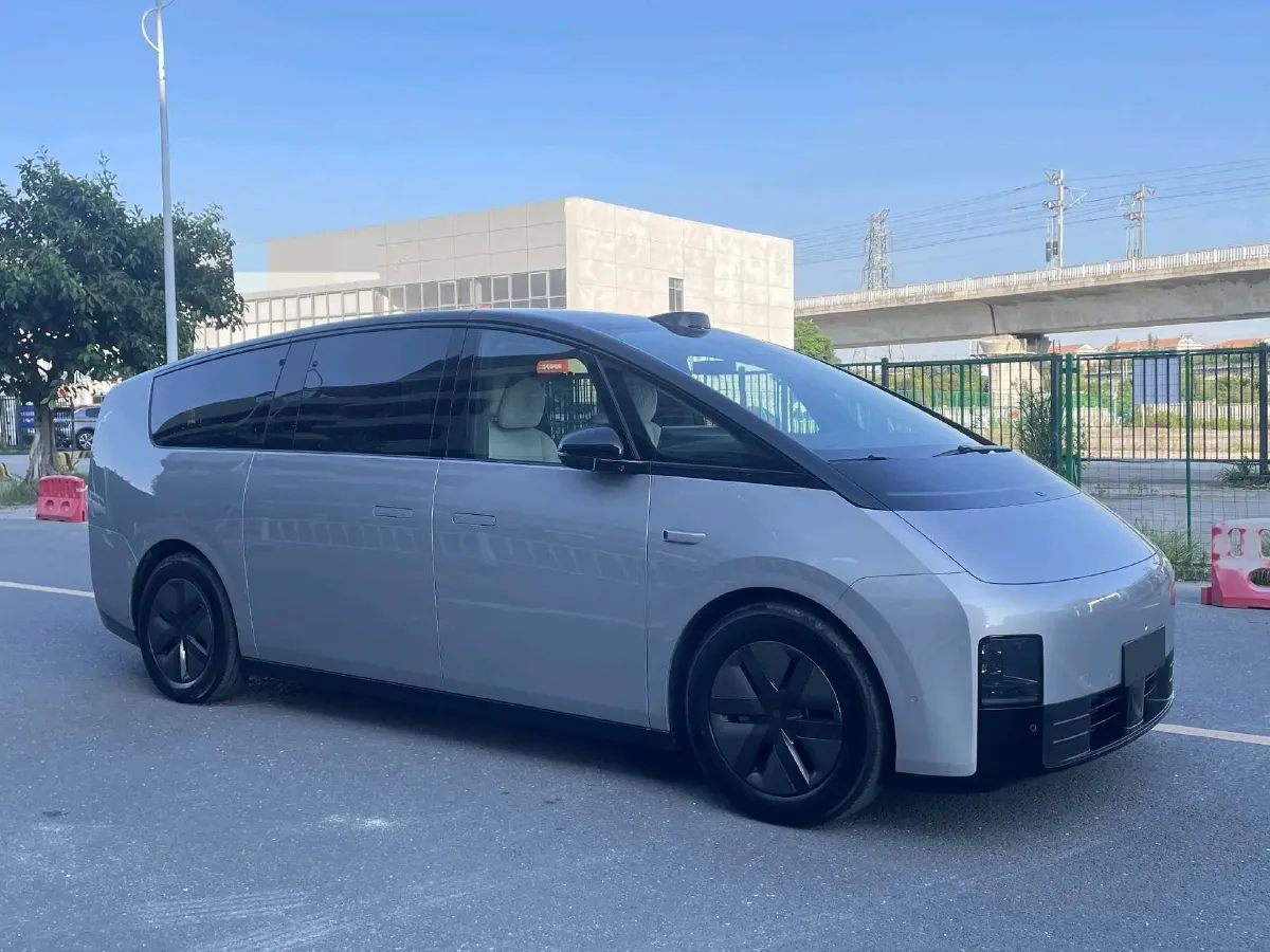 2024 Li MEGA BEV 102.7KWH,autocango,china used car exporter,china ev exporter,chinese used car exporter,chinese used ev exporter