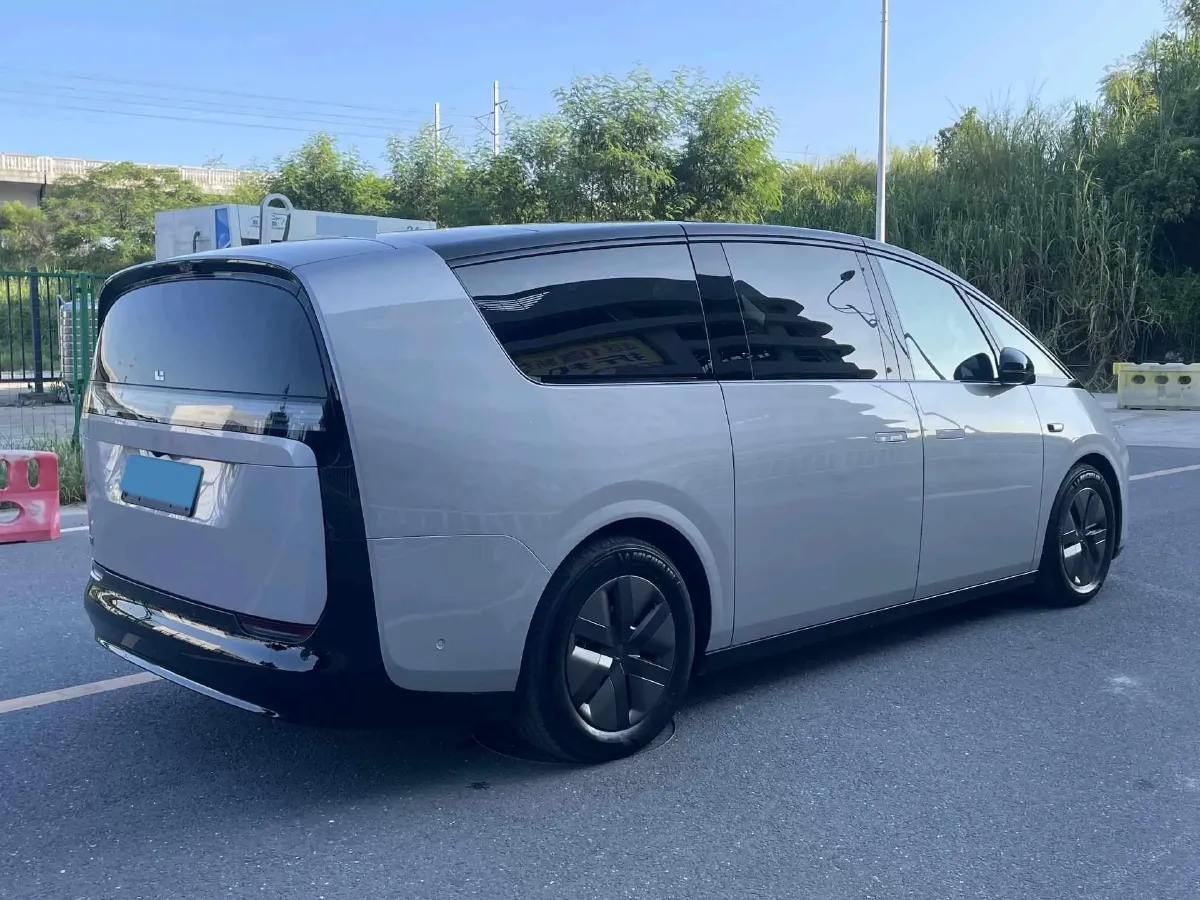 2024 Li MEGA BEV 102.7KWH,autocango,china used car exporter,china ev exporter,chinese used car exporter,chinese used ev exporter