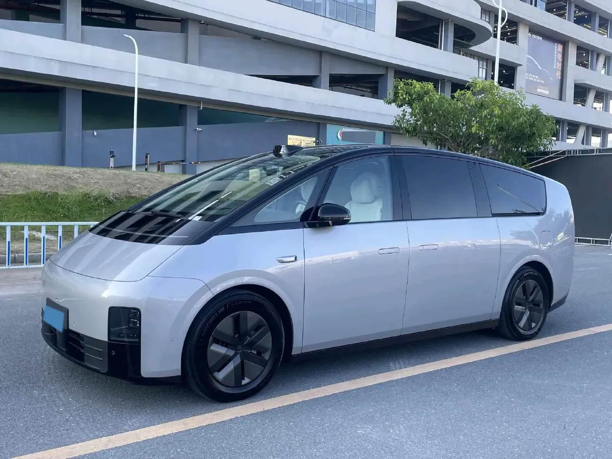 2024 Li MEGA BEV 102.7KWH,autocango,china used car exporter,china ev exporter,chinese used car exporter,chinese used ev exporter